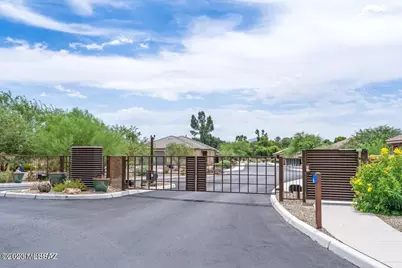 8638 N Genoa Court, Tucson, AZ 85742 - Photo 11