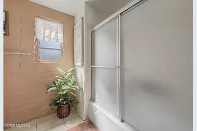364 S Paseo Lobo #B, Green Valley, AZ 85614 - Photo 15