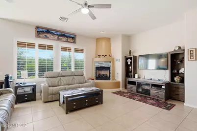 8604 N Moonfire Drive, Tucson, AZ 85743 - Photo 15