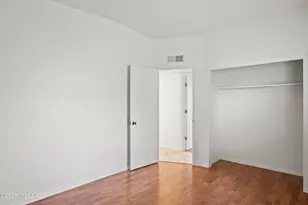 8742 E 7th St, Tucson, AZ 85710 - Photo 27