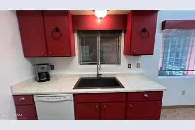 350 N Calle Del Chancero, Green Valley, AZ 85614 - Photo 15