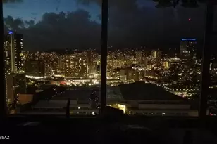 400 Hobron Ln, Honolulu, HI 00000 - Photo 7