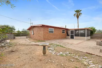 7238 E Elbow Bay Place, Tucson, AZ 85710 - Photo 27