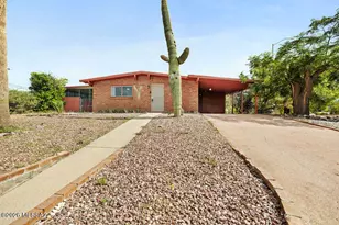 7238 E Elbow Bay Pl, Tucson, AZ 85710 - Photo 1