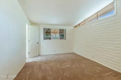 7018 E Kirkland Drive, Tucson, AZ 85710 - Photo 13