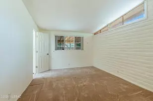7018 E Kirkland Dr, Tucson, AZ 85710 - Photo 13