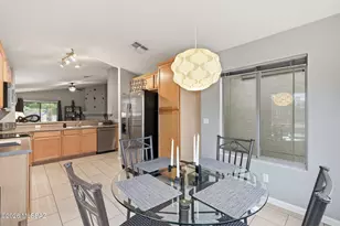 2330 N Emerald Lake Ct, Tucson, AZ 85749 - Photo 19