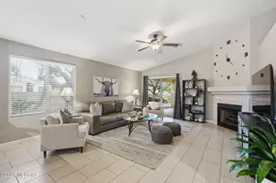 2330 N Emerald Lake Ct, Tucson, AZ 85749 - Photo 3