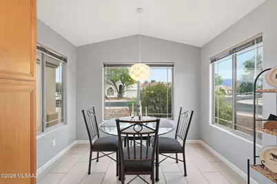 2330 N Emerald Lake Court, Tucson, AZ 85749 - Photo 5
