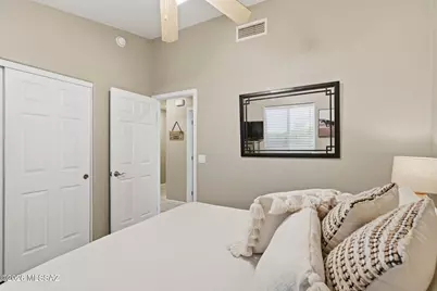2330 N Emerald Lake Court, Tucson, AZ 85749 - Photo 31