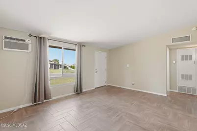 109 W Webb Drive, San Manuel, AZ 85631 - Photo 5