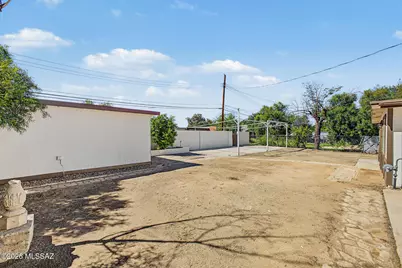 5226 S Hampton Roads Drive, Tucson, AZ 85706 - Photo 21