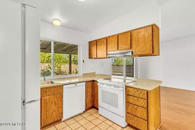 7800 N Nicole Place, Tucson, AZ 85741 - Photo 15