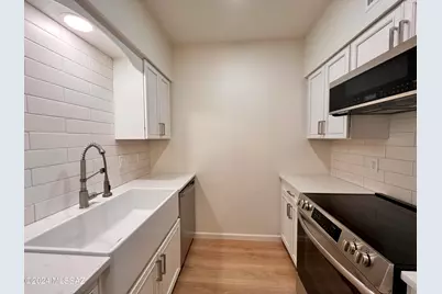 5500 N Valley View Road #231, Tucson, AZ 85718 - Photo 11