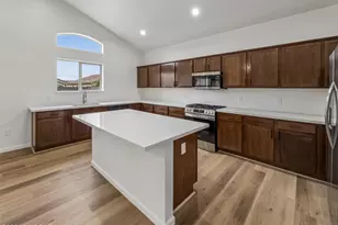 11527 W Bannerstone St, Marana, AZ 85658 - Photo 9