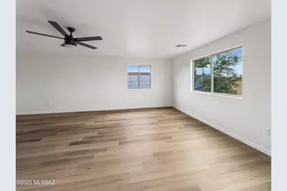 11527 W Bannerstone Street, Marana, AZ 85658 - Photo 31