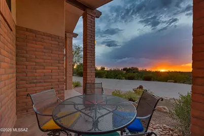 1060 E Canada Vista Place, Tucson, AZ 85704 - Photo 9