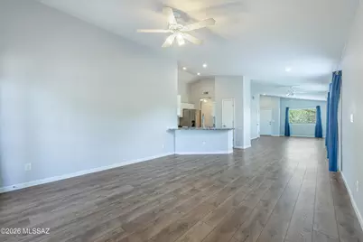 8660 S Desert Dove Drive, Tucson, AZ 85747 - Photo 9