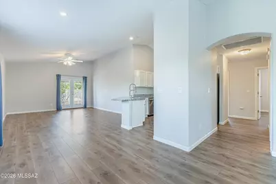 8660 S Desert Dove Drive, Tucson, AZ 85747 - Photo 5