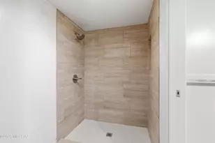 7912 N Casas Cameo, Tucson, AZ 85742 - Photo 13