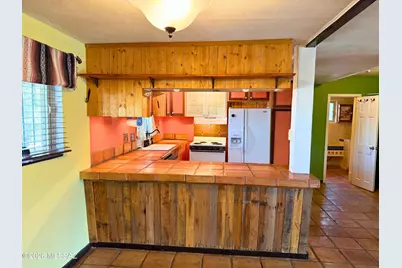 858 W Budmoore Terrace, Tucson, AZ 85705 - Photo 3