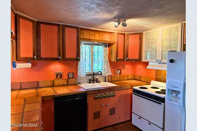 858 W Budmoore Terrace, Tucson, AZ 85705 - Photo 13