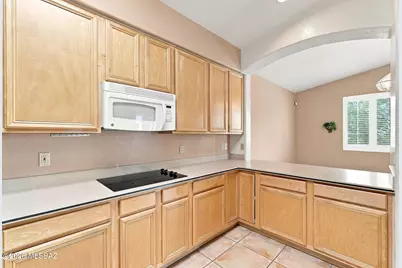 9740 E Spring Ridge Place, Tucson, AZ 85749 - Photo 17