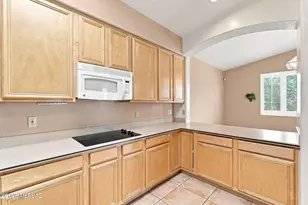 9740 E Spring Ridge Pl, Tucson, AZ 85749 - Photo 17