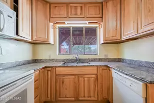 3930 W New York Dr, Tucson, AZ 85745 - Photo 29