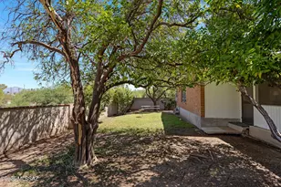 6831 E Koralee St, Tucson, AZ 85710 - Photo 17
