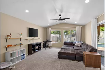 1380 W Crosswinds Place, Oro Valley, AZ 85737 - Photo 19