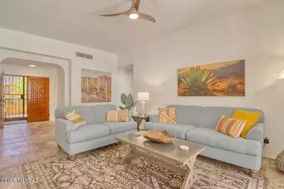 1223 E Camino Diestro, Oro Valley, AZ 85704 - Photo 9