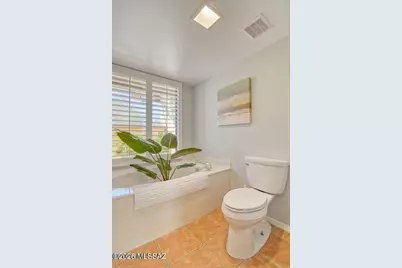 1223 E Camino Diestro, Oro Valley, AZ 85704 - Photo 25