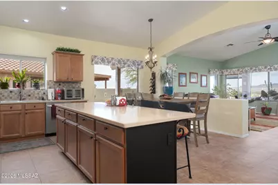 39716 Mountain Shadow Drive, Tucson, AZ 85739 - Photo 13