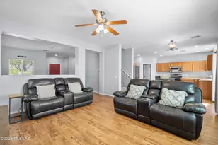 20853 E Founders Rd, Red Rock, AZ 85145 - Photo 7