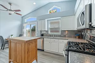 1560 E Grimaldi Pl, Tucson, AZ 85737 - Photo 17