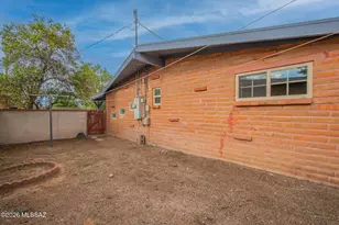 6843 E Scarlett St, Tucson, AZ 85710 - Photo 43