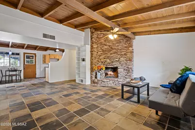 6843 E Scarlett Street, Tucson, AZ 85710 - Photo 9