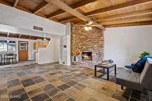 6843 E Scarlett St, Tucson, AZ 85710 - Photo 9