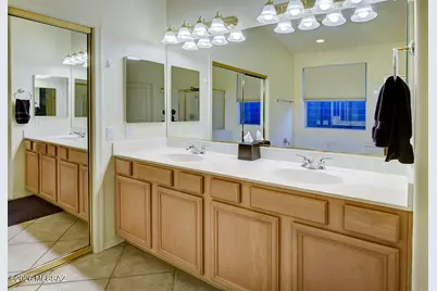 4373 N Sunset Cliff Drive, Tucson, AZ 85750 - Photo 17