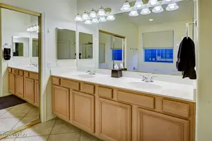 4373 N Sunset Cliff Dr, Tucson, AZ 85750 - Photo 17