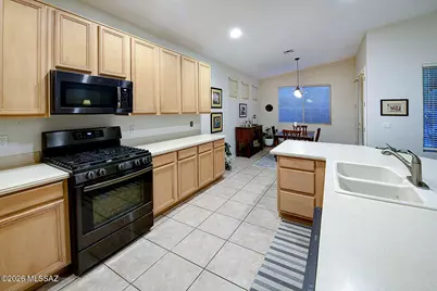 4373 N Sunset Cliff Drive, Tucson, AZ 85750 - Photo 5
