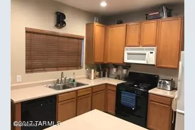2002 S Hidden Pasture Lane, Tucson, AZ 85748 - Photo 11