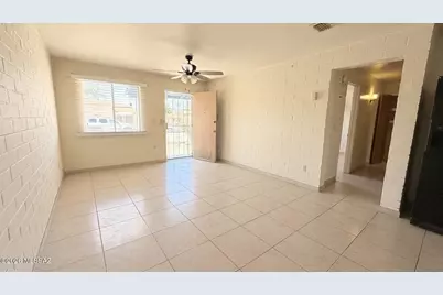400 E 34th Street, Tucson, AZ 85713 - Photo 9