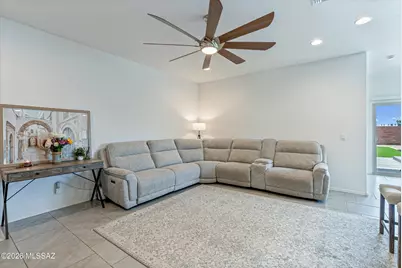 13366 N Jessett Lane, Marana, AZ 85653 - Photo 11