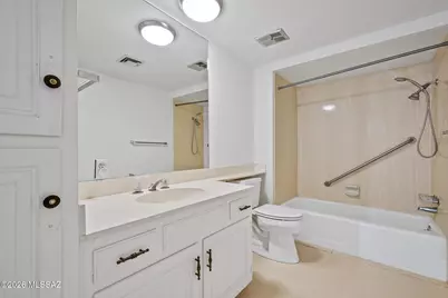 7568 N Palm Circle, Tucson, AZ 85704 - Photo 33