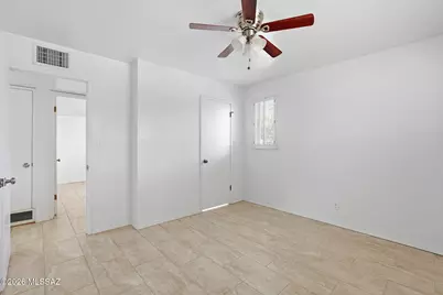 4466 E La Jolla Circle, Tucson, AZ 85711 - Photo 19
