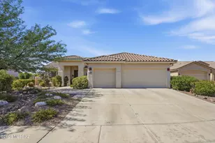 9736 E Rock Ridge Ct, Tucson, AZ 85749 - Photo 3
