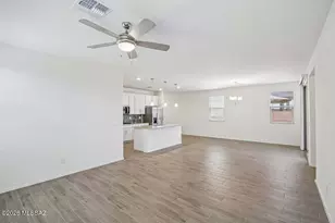 12408 N Bella Victoria Rd, Marana, AZ 85658 - Photo 9