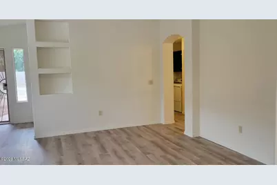 6000 S Wood Crest Drive, Tucson, AZ 85746 - Photo 9